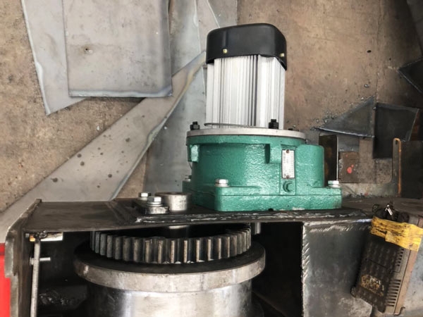 電動單梁起重機端梁大車運行機構(gòu)